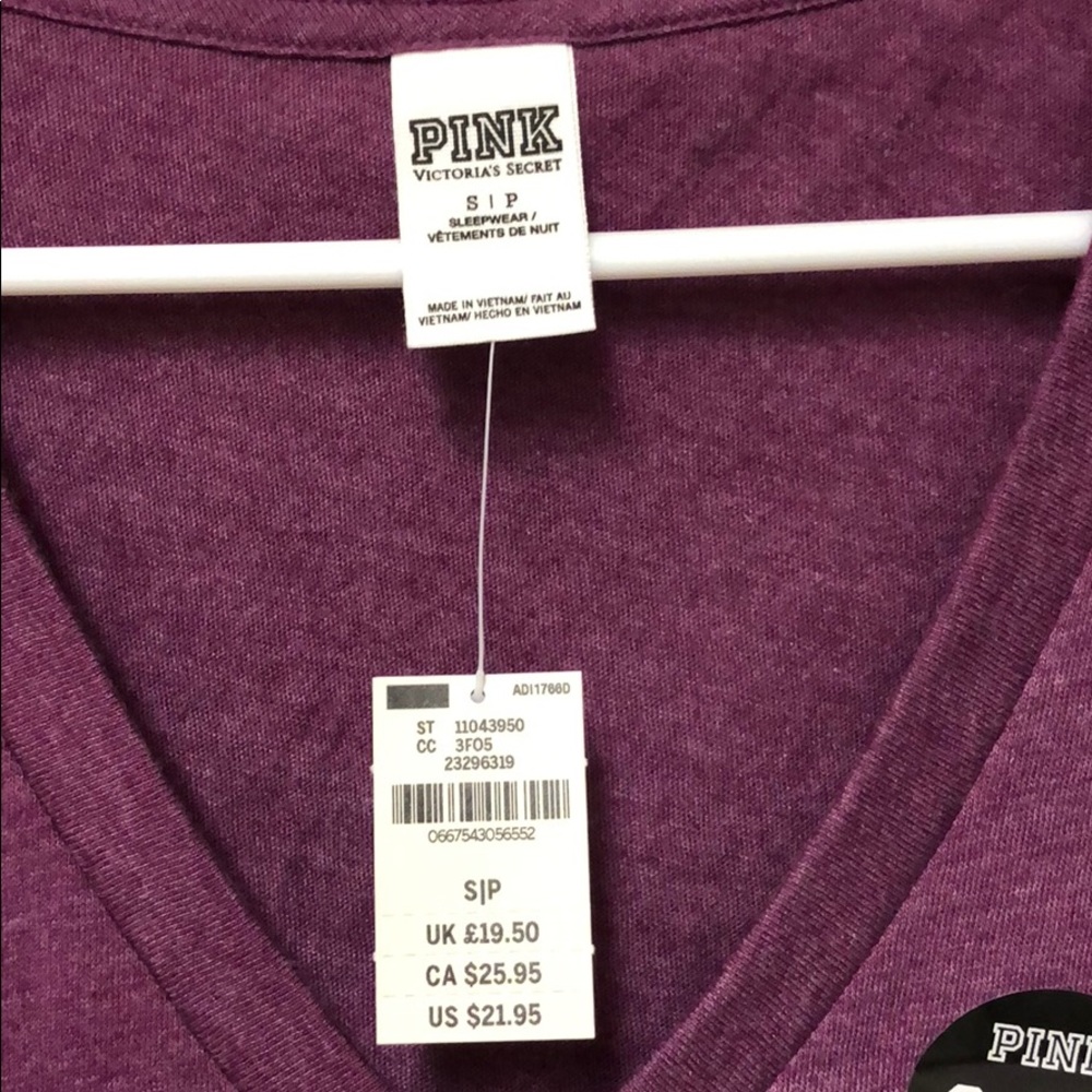 Pink v-neck - Picture 3 of 3